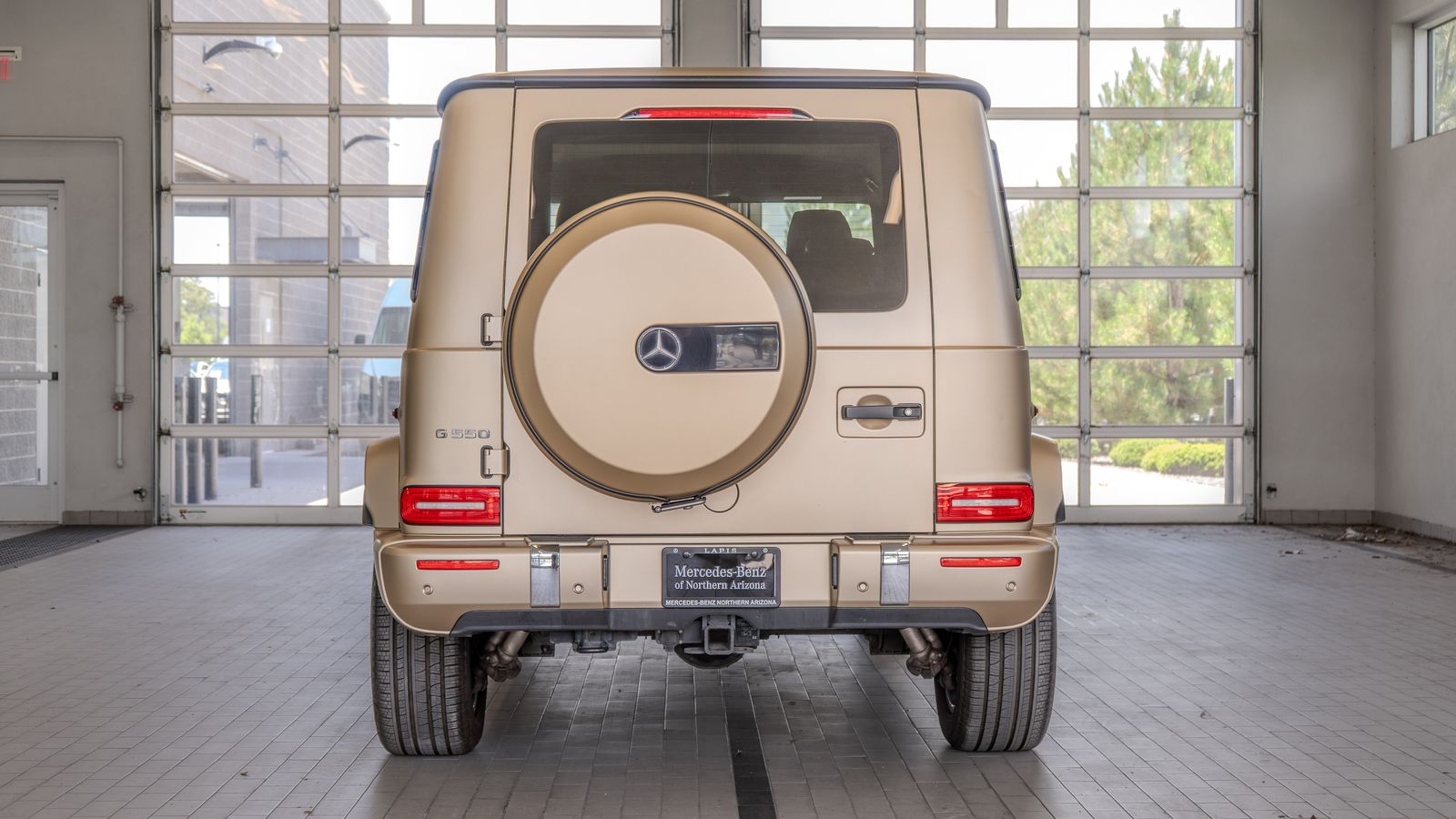 2023 Mercedes-Benz G-Class G 550 — foto completa 14 de 33