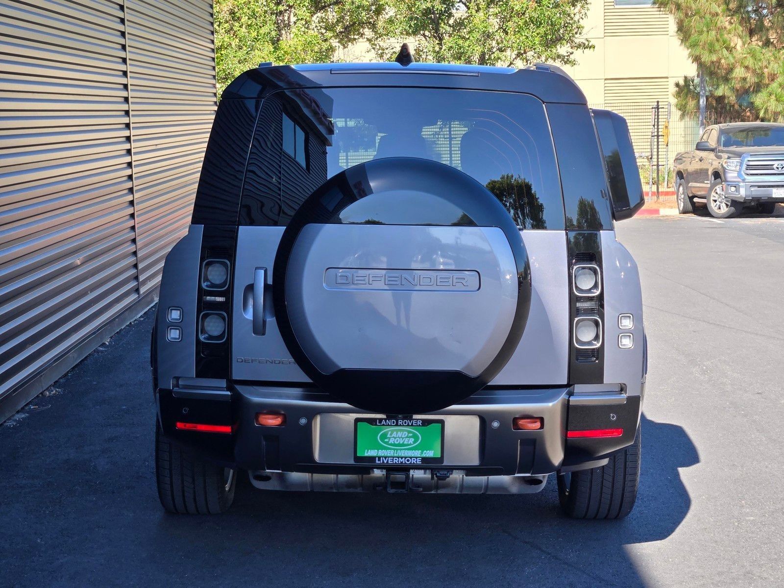 2024 Land Rover Defender 130 X — foto completa 5 de 45