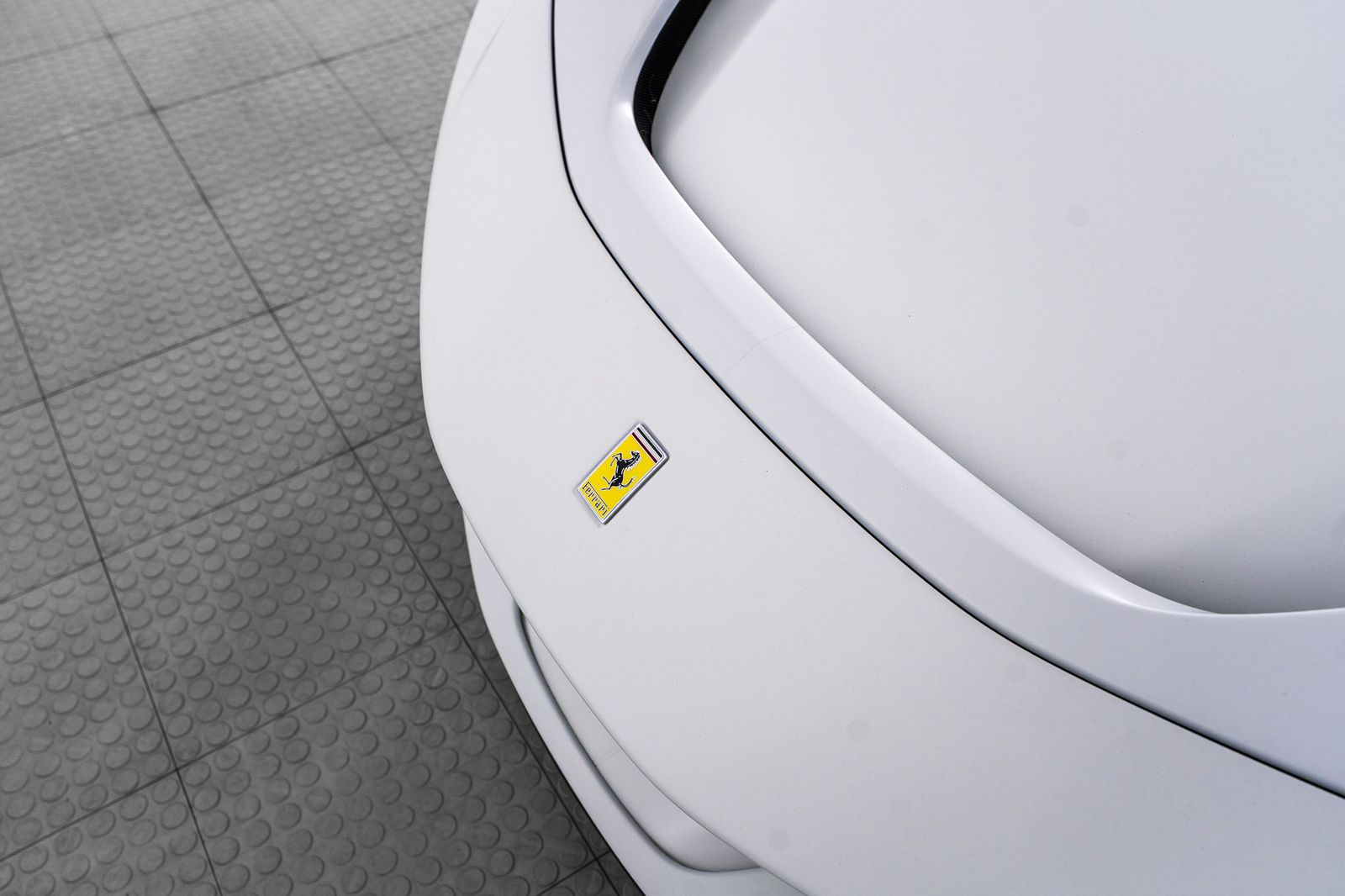 2024 Ferrari SF90 Spider — full photo 25 of 51