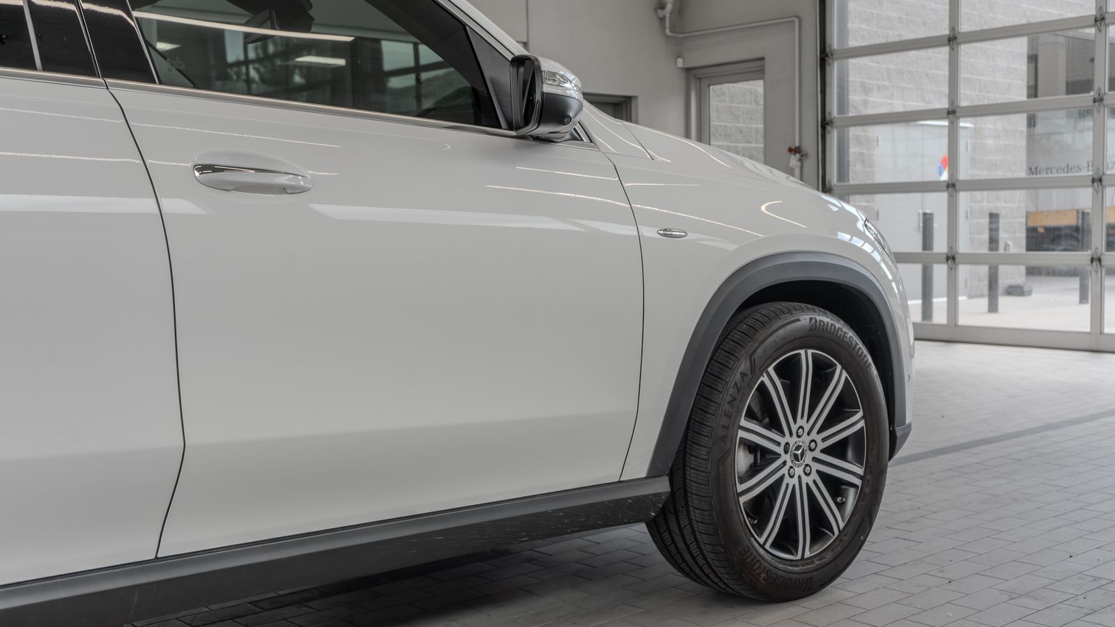 2025 Mercedes-Benz GLE GLE 450e — foto completa 31 de 34