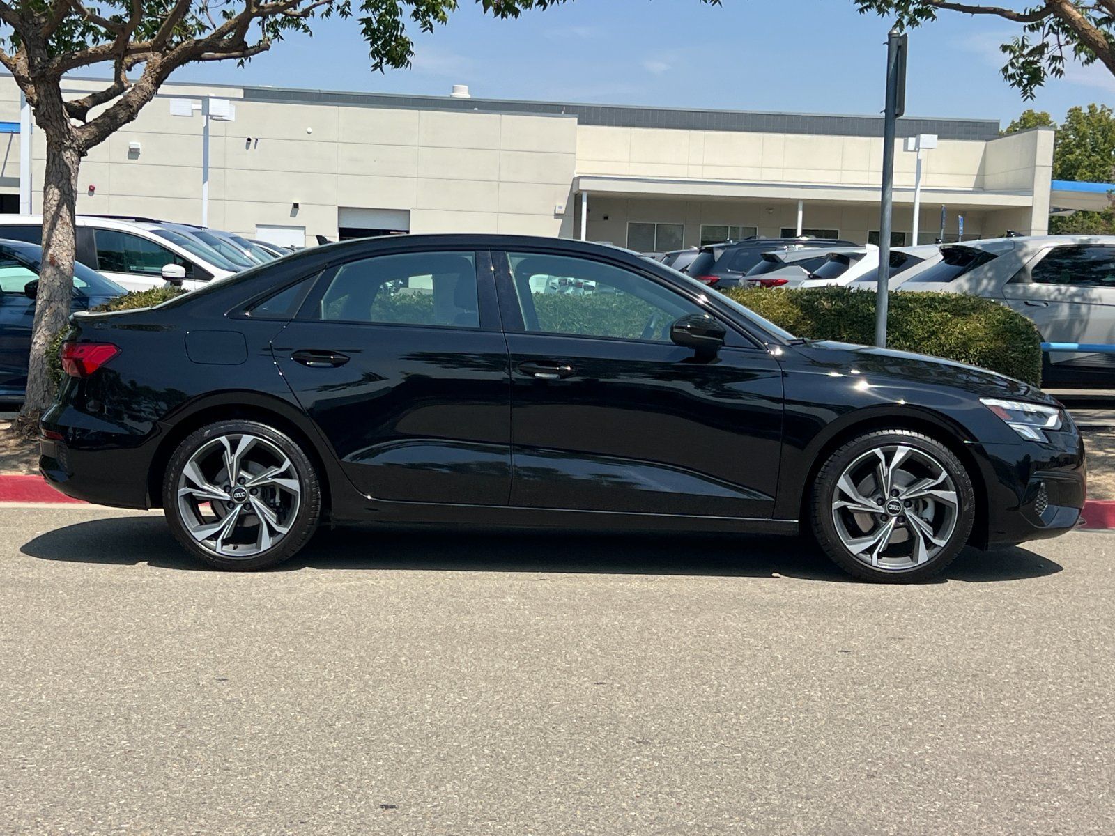 2023 Audi A3 — full photo 7 of 27