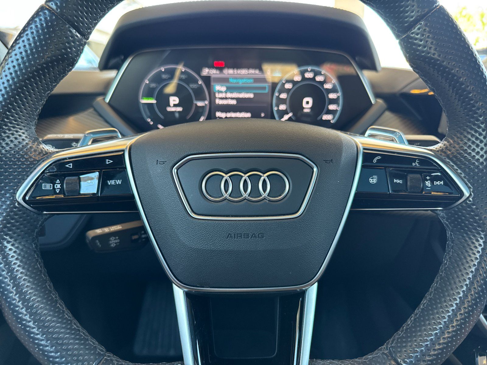 2022 Audi e-tron GT Premium Plus — full photo 22 of 27