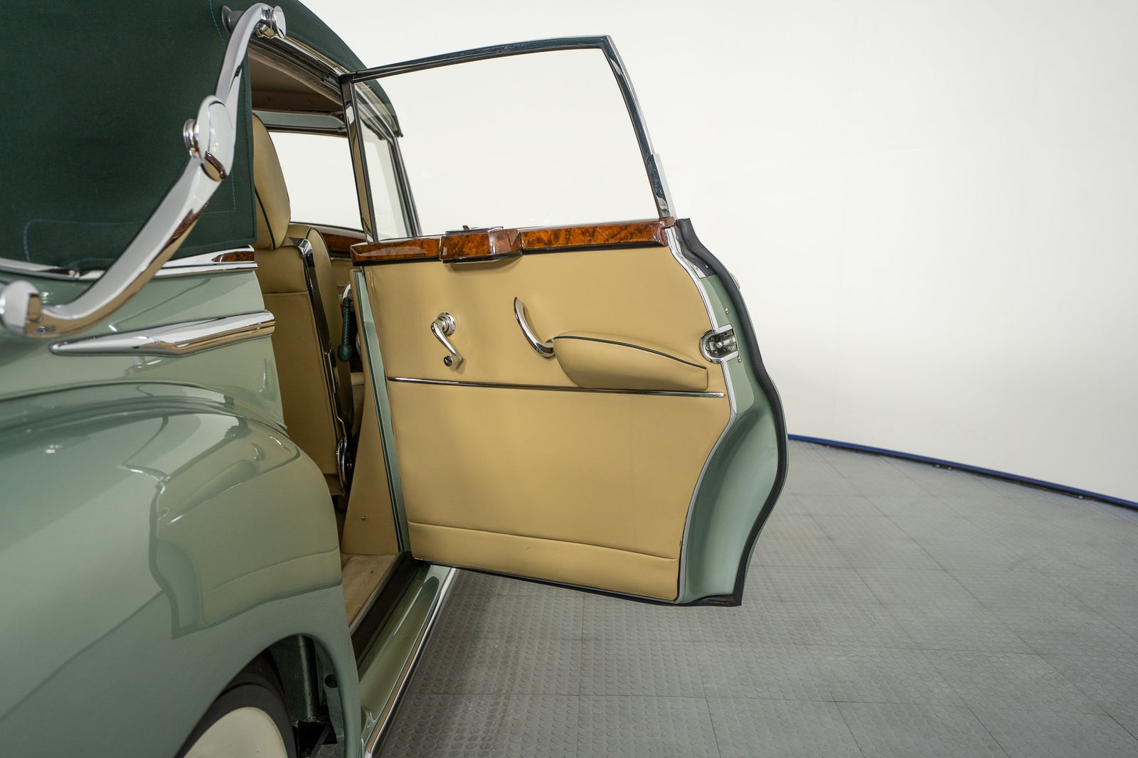 1953 Mercedes-Benz 300-Class — full photo 46 of 100