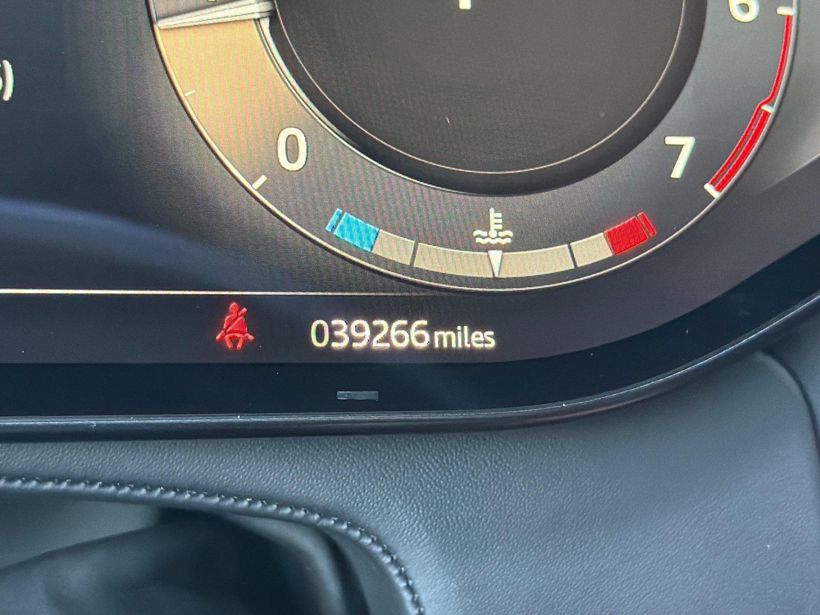 2023 Land Rover Range Rover SE — full photo 27 of 29