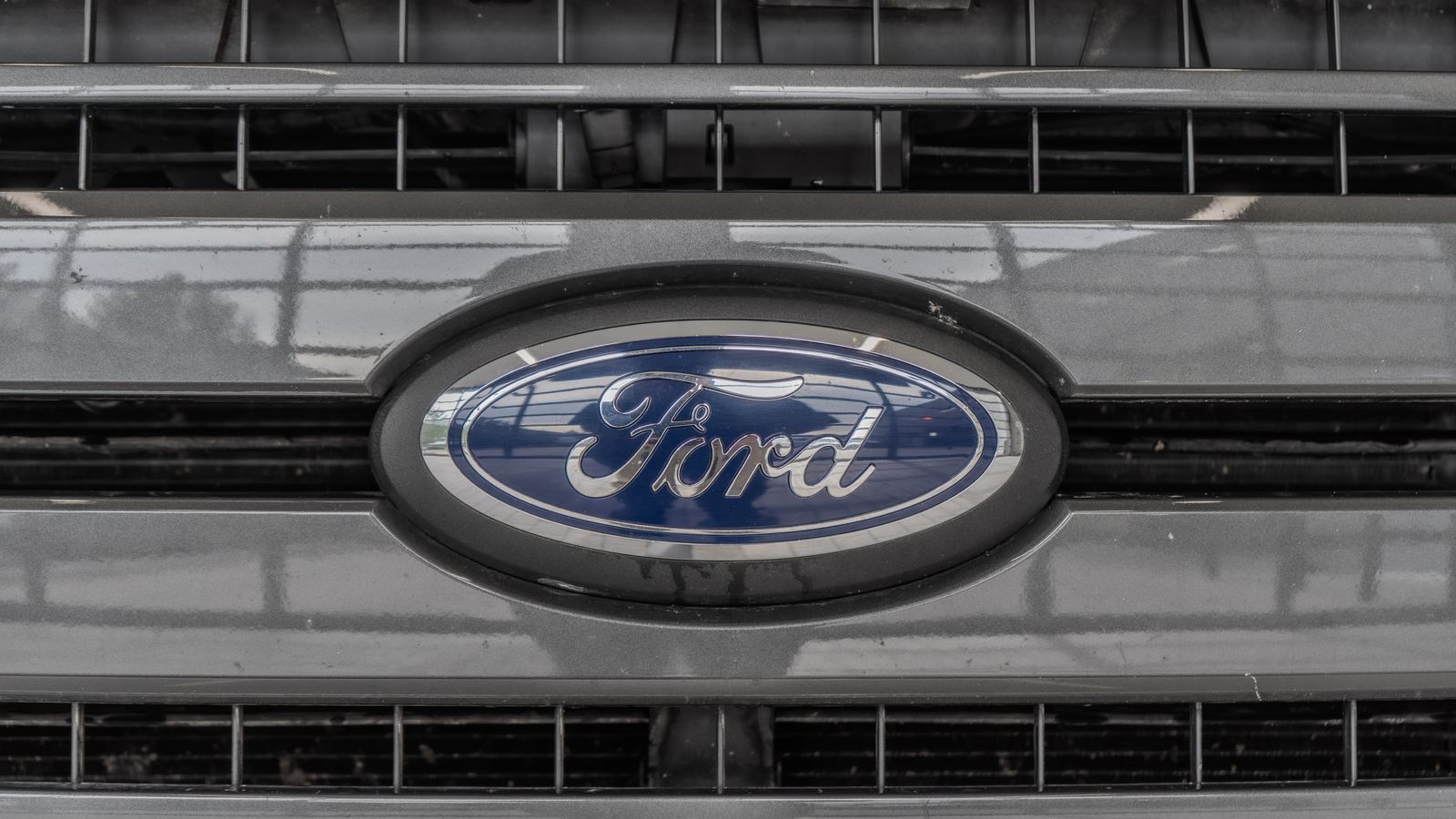 2018 Ford F-150 XLT — foto completa 5 de 33