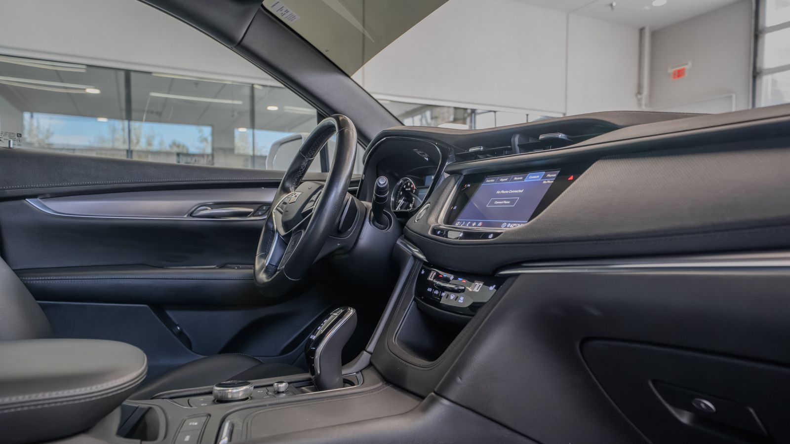 2020 Cadillac XT5 Luxury — full photo 18 of 34