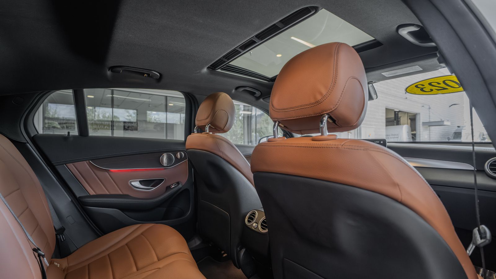 2023 Mercedes-Benz GLC GLC 300 Coupe — foto completa 28 de 35