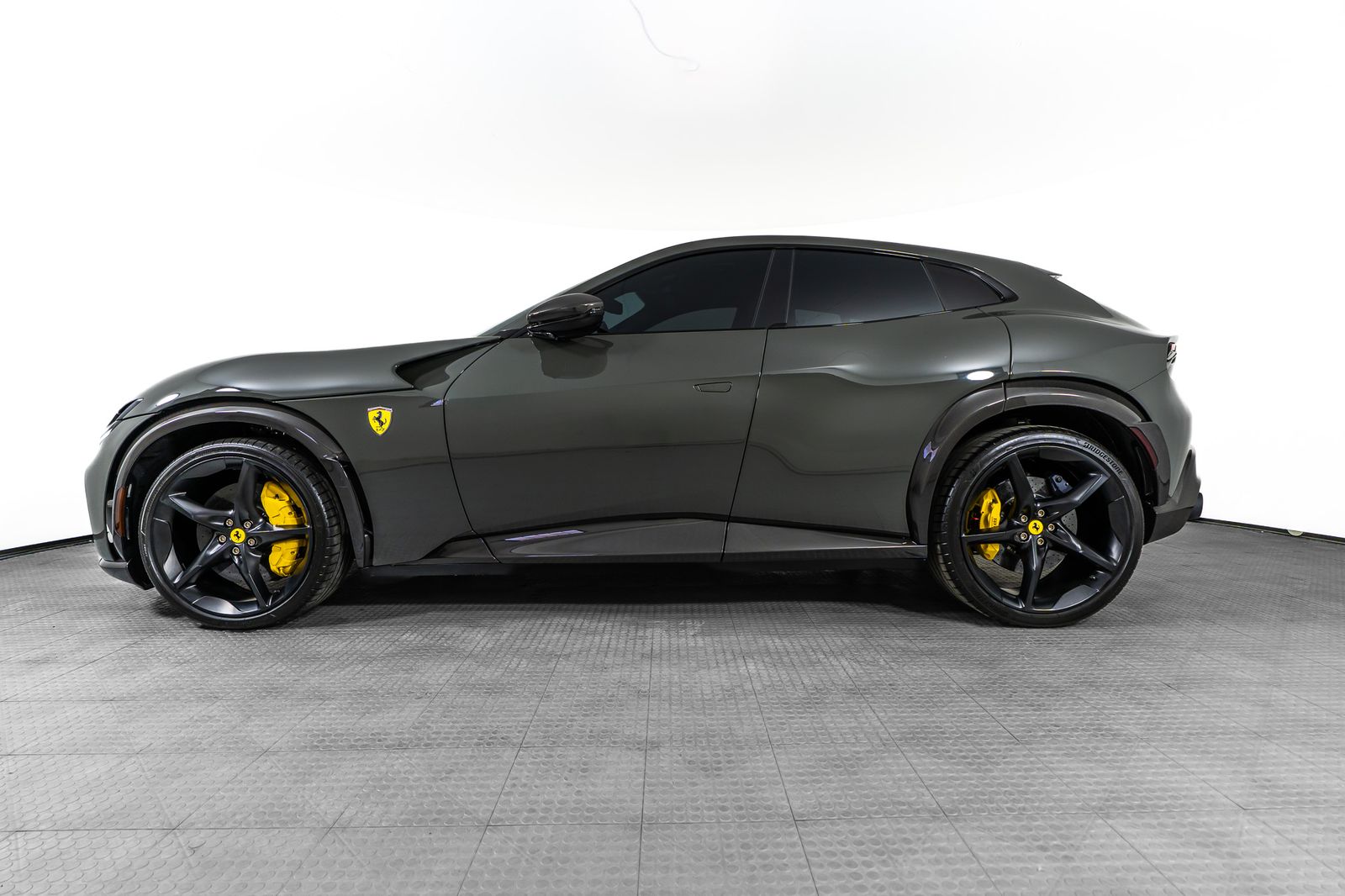 2025 Ferrari Purosangue — foto completa 2 de 66