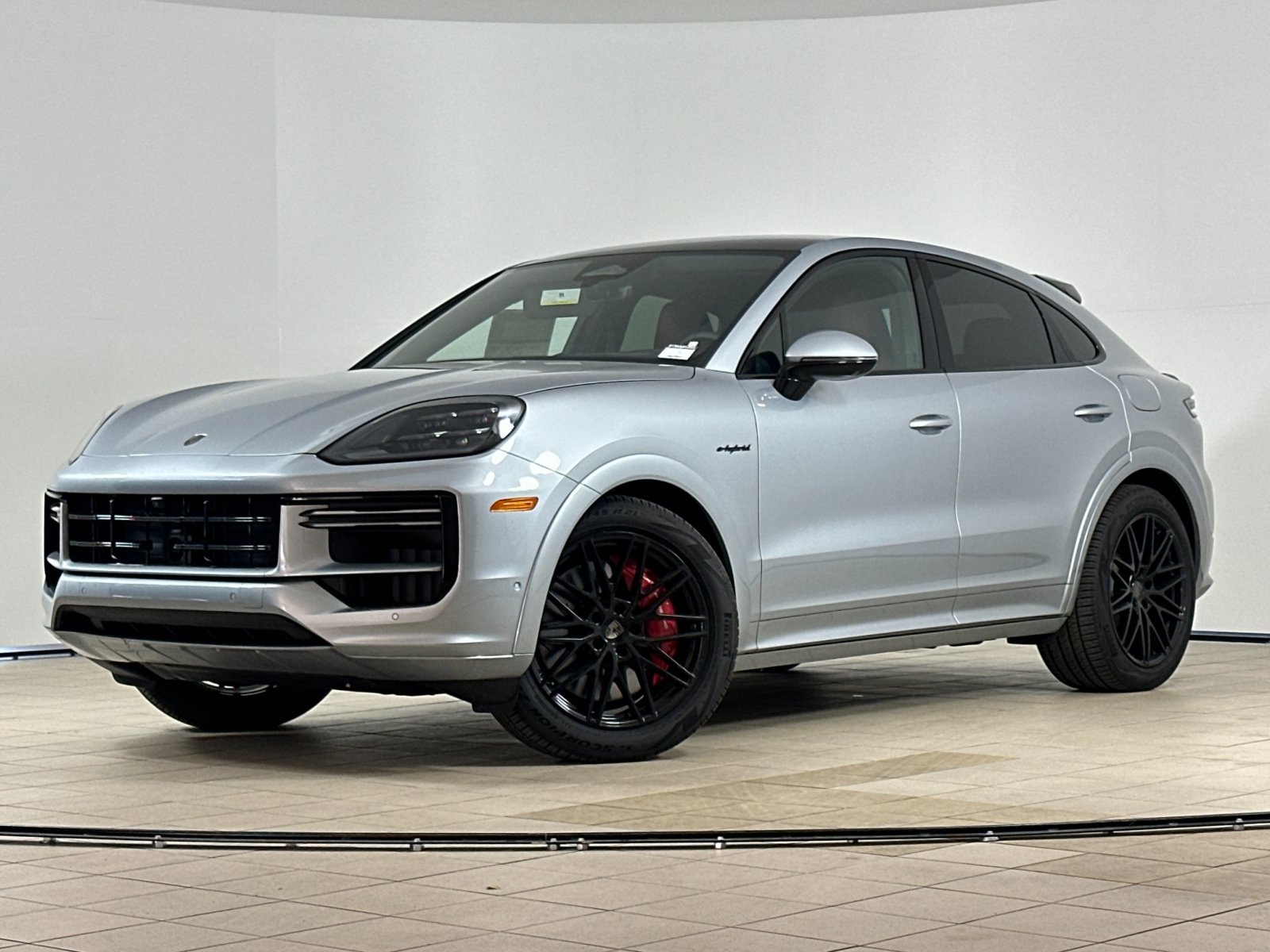 2026 Porsche Cayenne E-Hybrid Coupe Turbo — foto 1 de 29