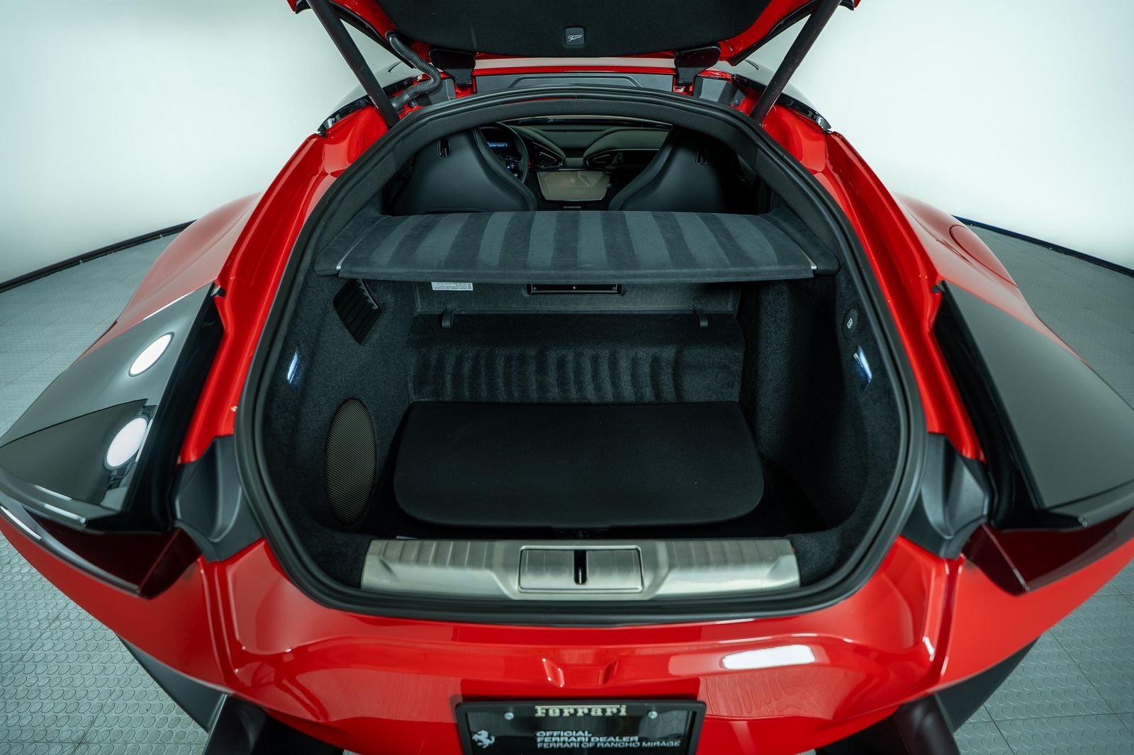 2025 Ferrari 12Cilindri — full photo 46 of 51