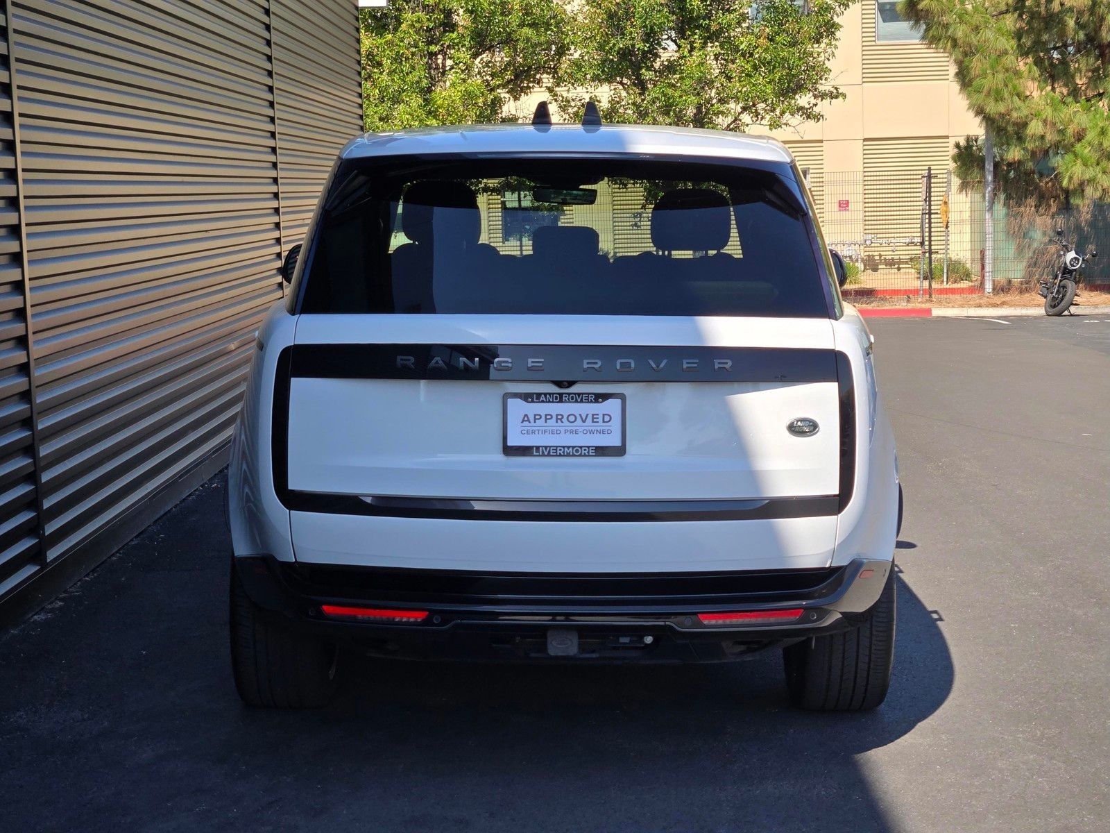 2023 Land Rover Range Rover SE — full photo 5 of 45