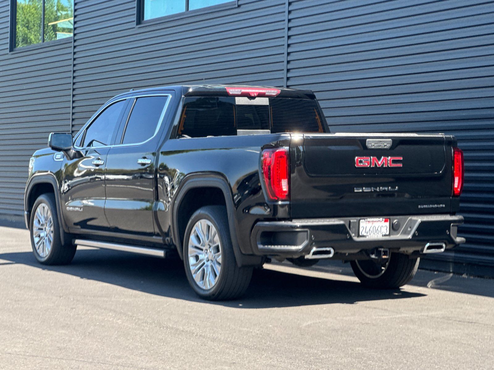 2021 GMC Sierra 1500 Denali — foto completa 4 de 29