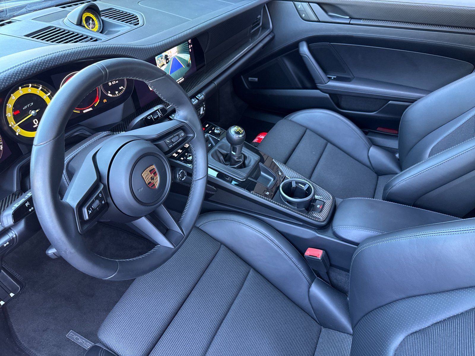 2022 Porsche 911 GT3 — full photo 4 of 28