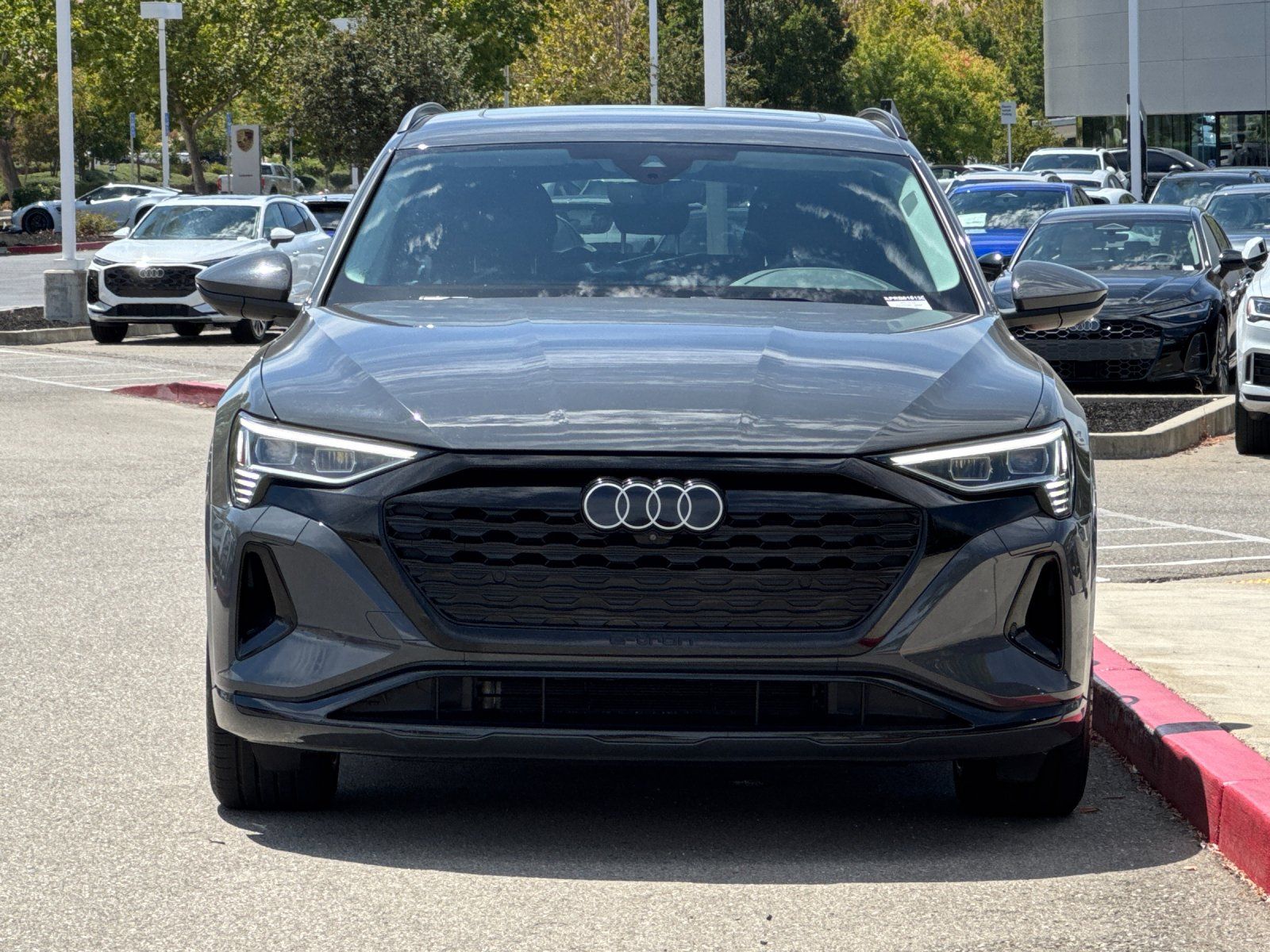 2024 Audi Q8 e-tron Premium Plus — full photo 9 of 29