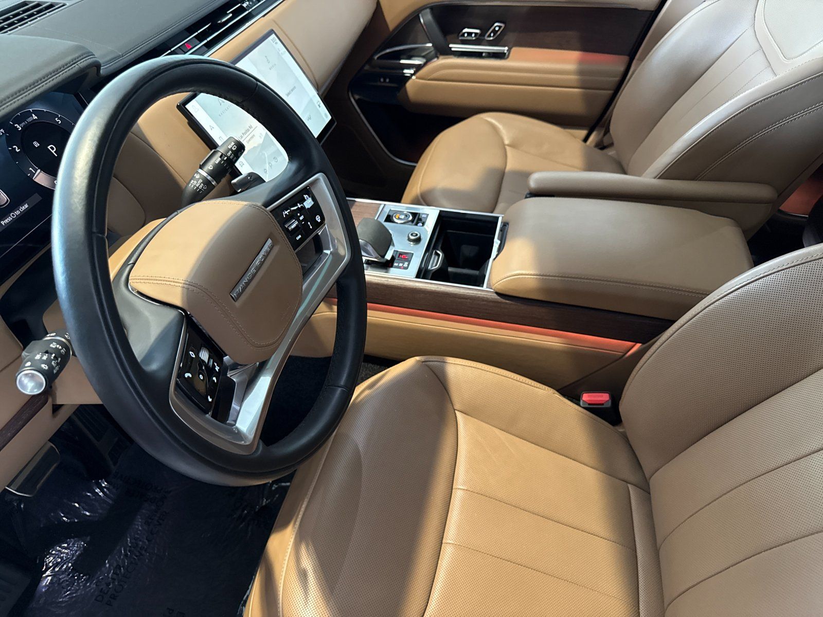 2023 Land Rover Range Rover SE — foto completa 10 de 30