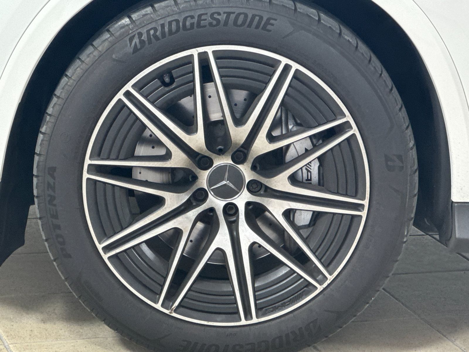 2025 Mercedes-Benz GLC GLC 43 AMG® — full photo 25 of 28