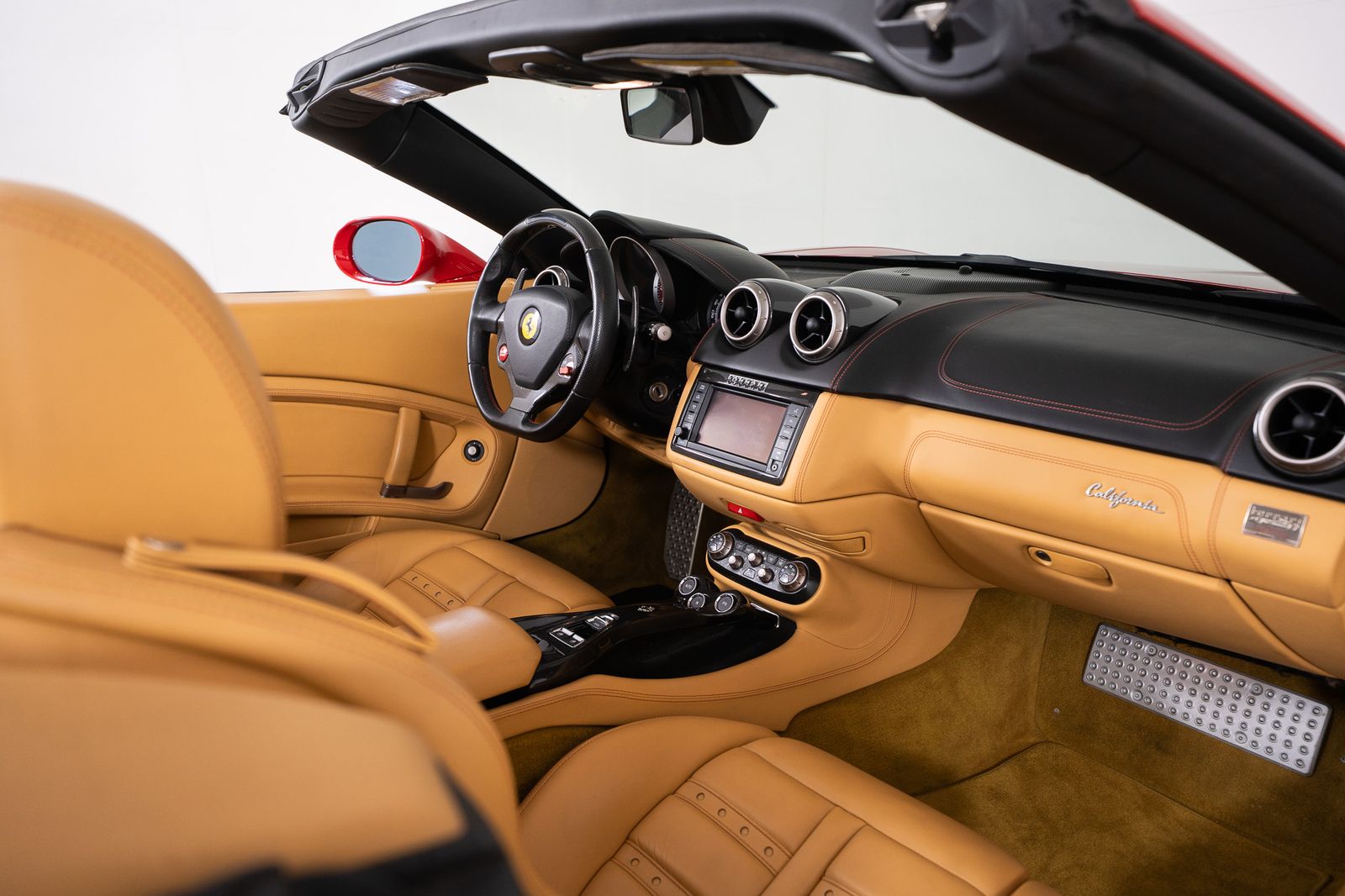 2012 Ferrari California — full photo 22 of 38