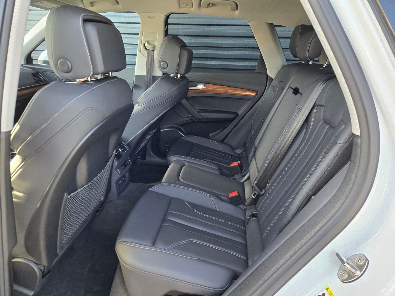 2024 Audi Q5 e 55 Premium — foto completa 10 de 45