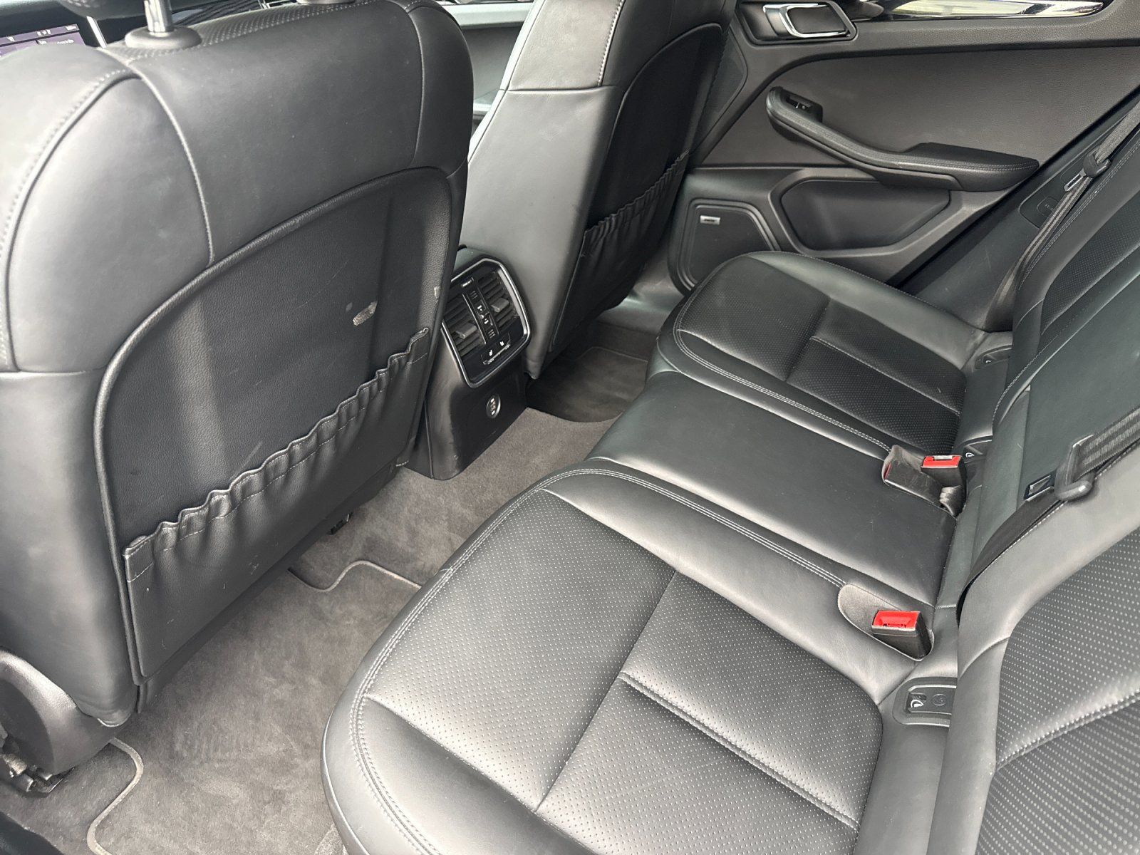2019 Porsche Macan S — foto completa 13 de 27