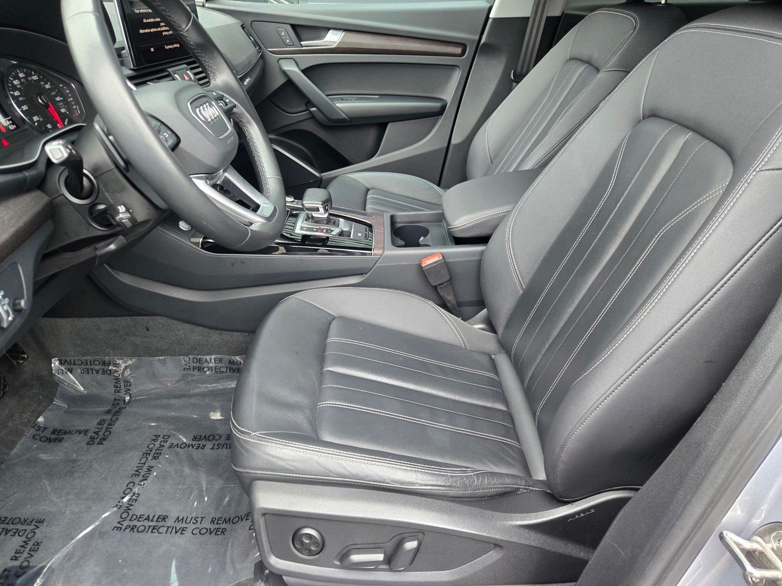 2023 Audi Q5 45 S line Premium — foto completa 26 de 45
