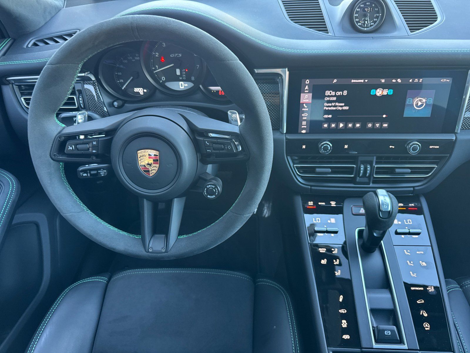 2026 Porsche Macan GTS — foto completa 14 de 29