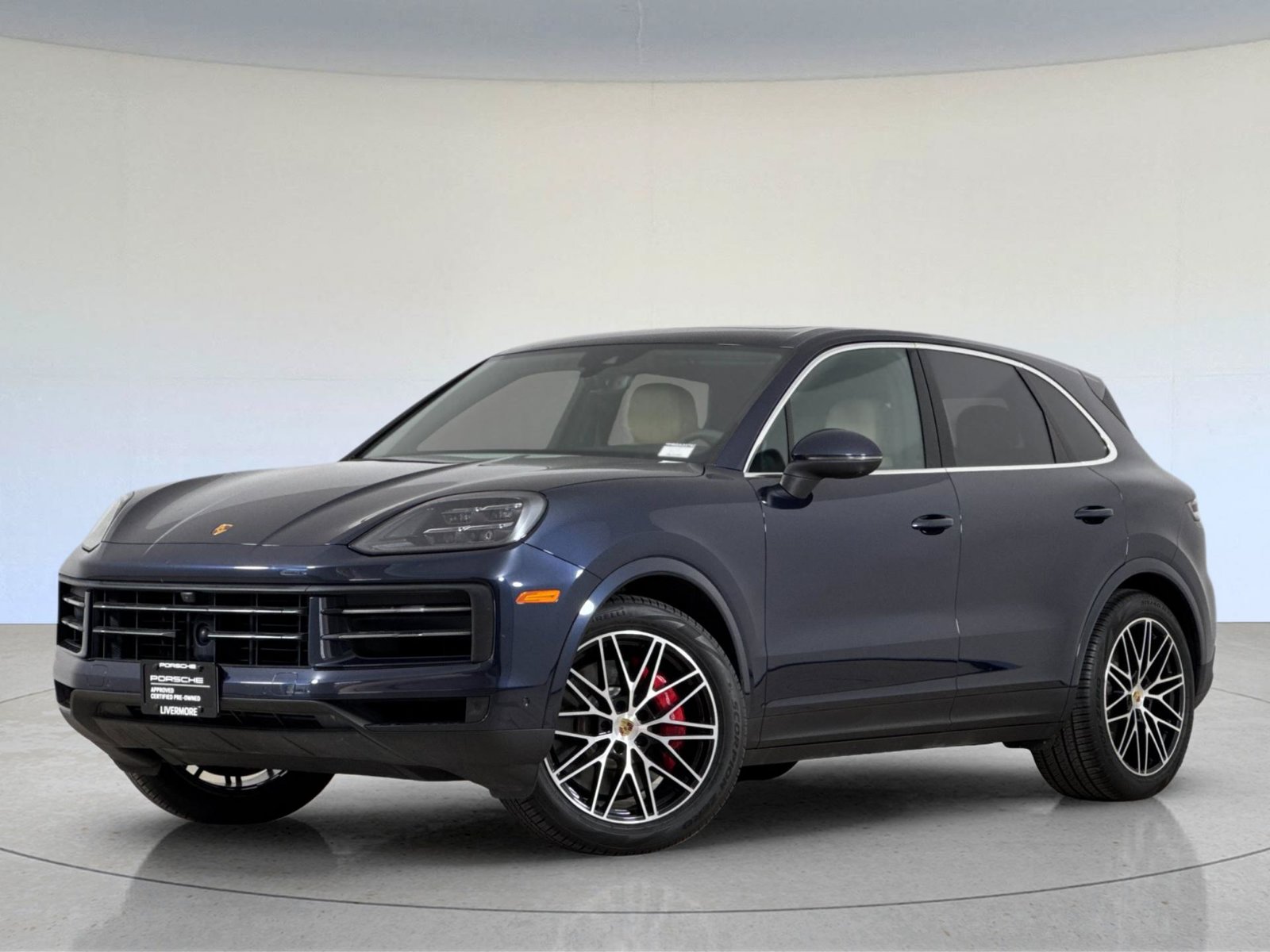 2024 Porsche Cayenne S — photo 1 of 29
