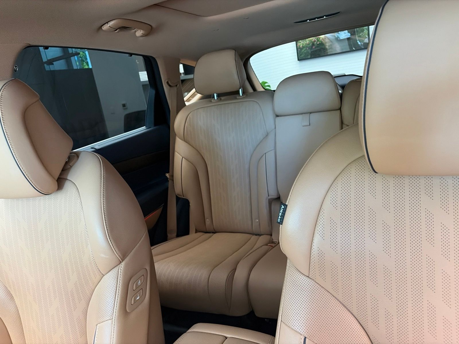 2024 Genesis GV80 2.5T — full photo 9 of 10
