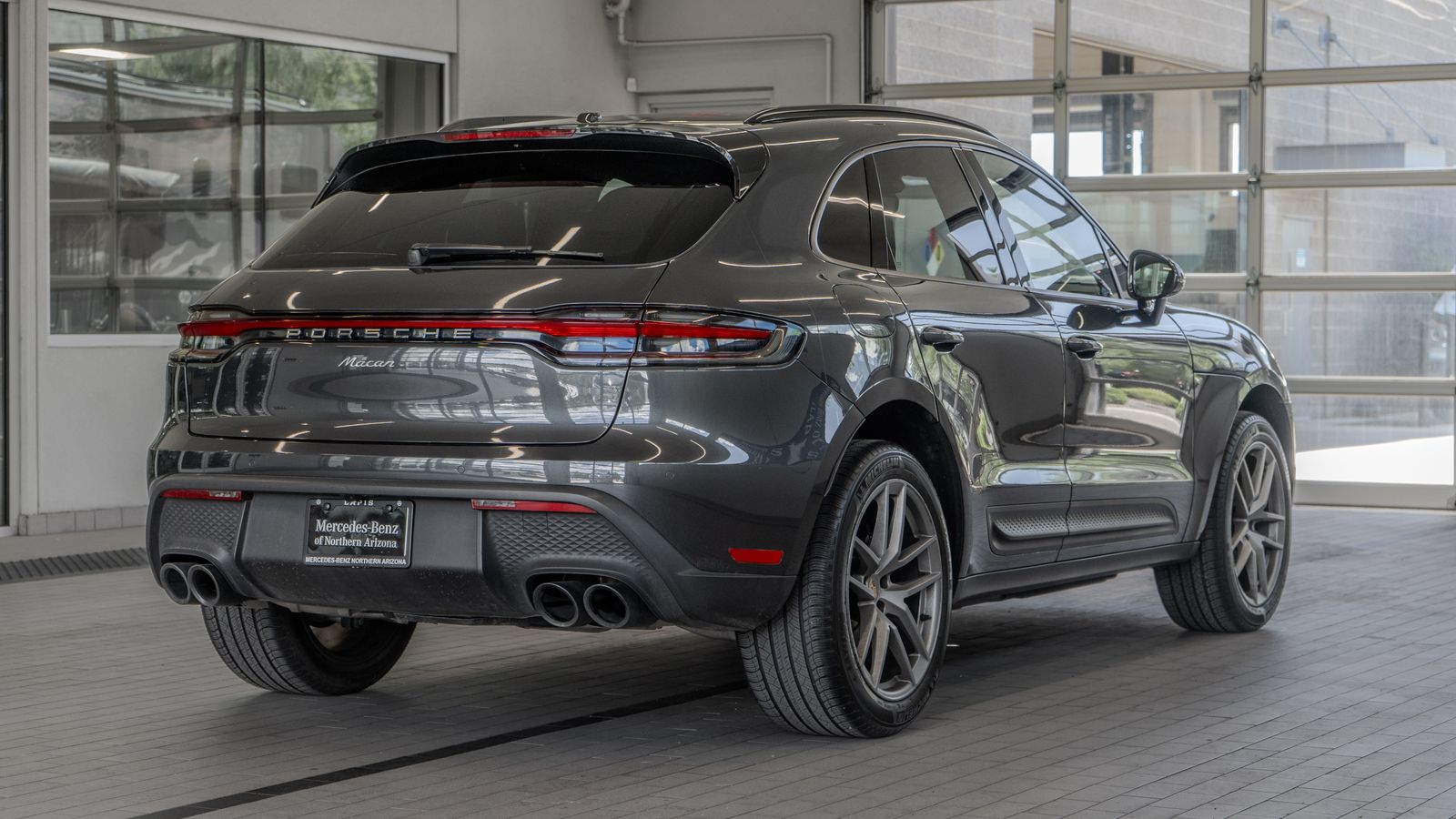 2023 Porsche Macan Base — foto completa 29 de 35
