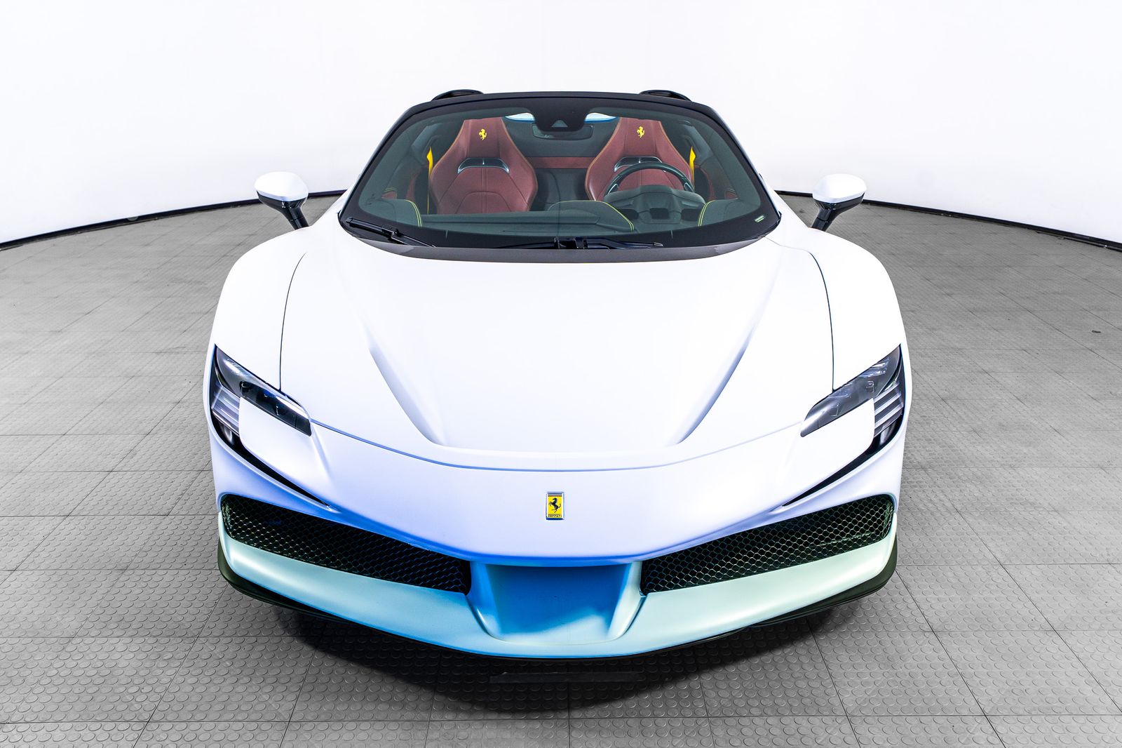 2024 Ferrari SF90 Spider — full photo 13 of 51
