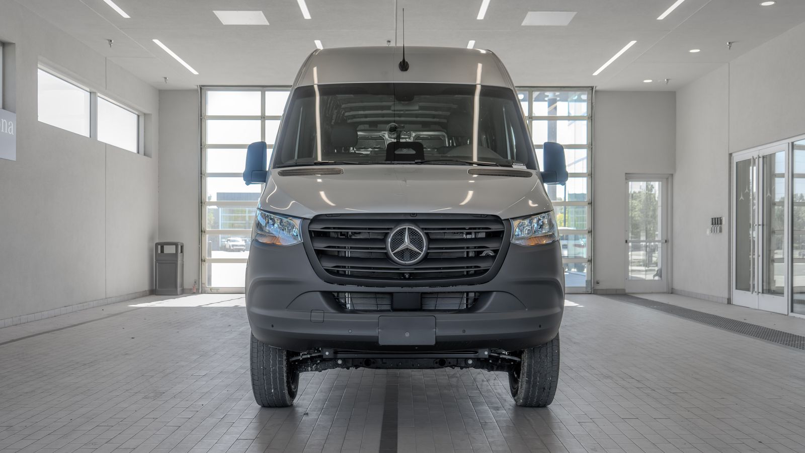 2025 Mercedes-Benz Sprinter 2500 Cargo 170 WB — foto completa 11 de 36