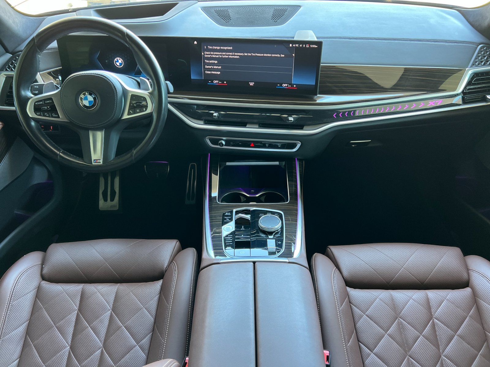 2023 BMW X7 xDrive40i — full photo 13 of 30
