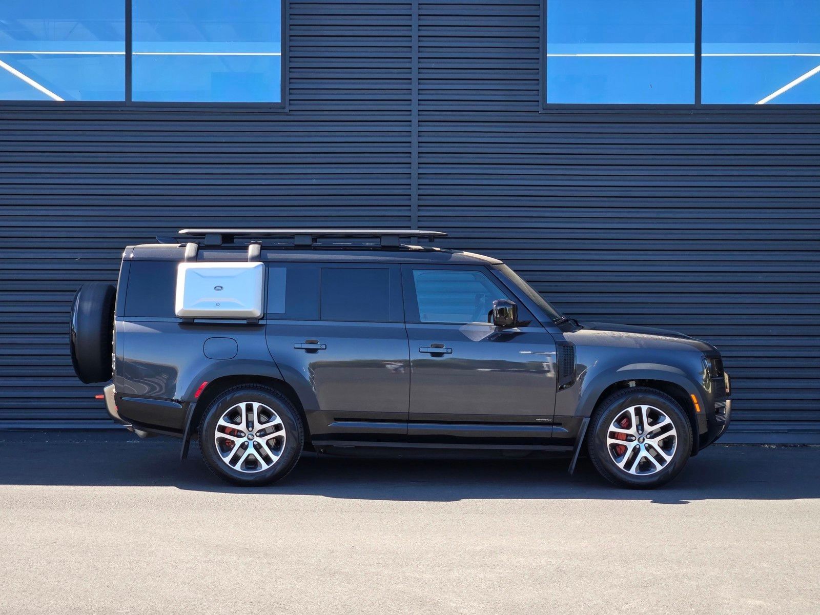 2023 Land Rover Defender 130 X — foto completa 7 de 45