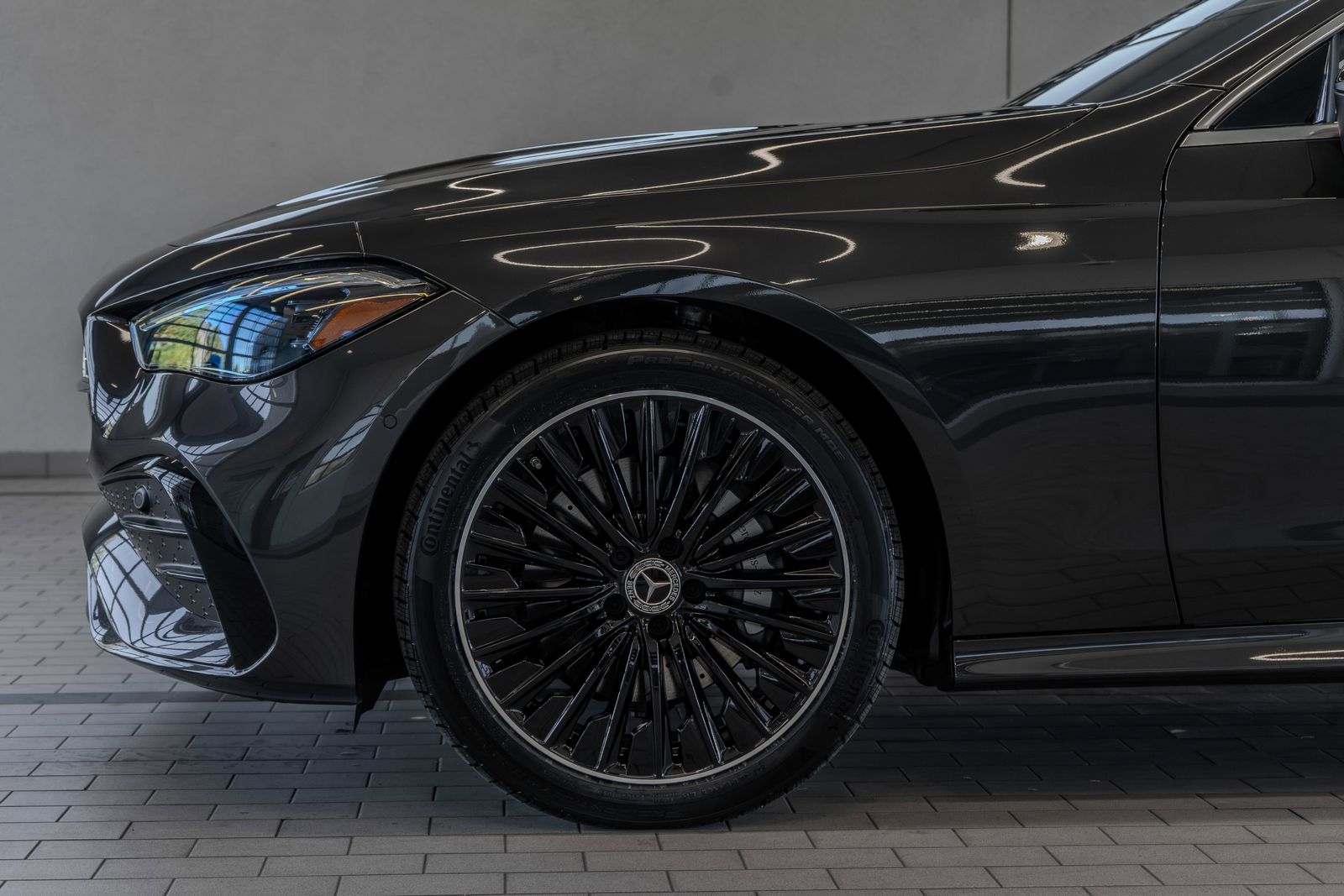 2026 Mercedes-Benz CLE CLE 300 — foto completa 4 de 39