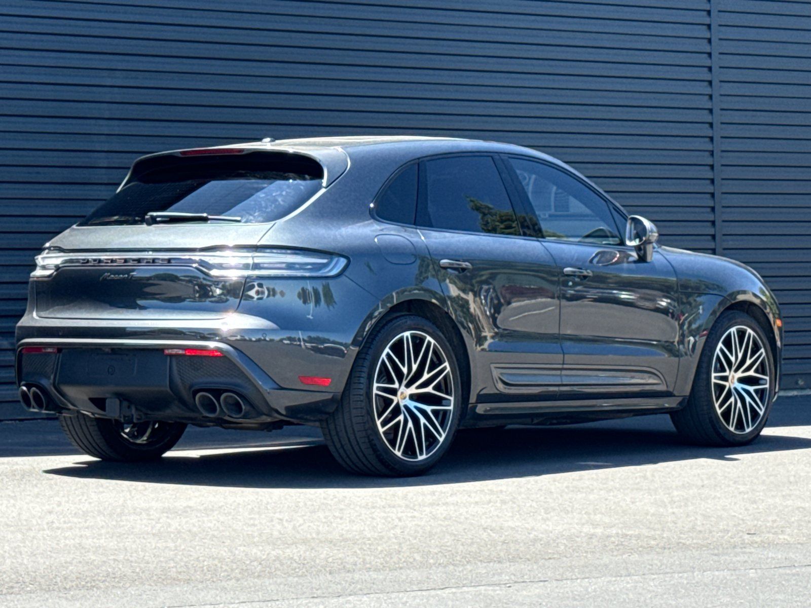 2023 Porsche Macan T — foto completa 8 de 28