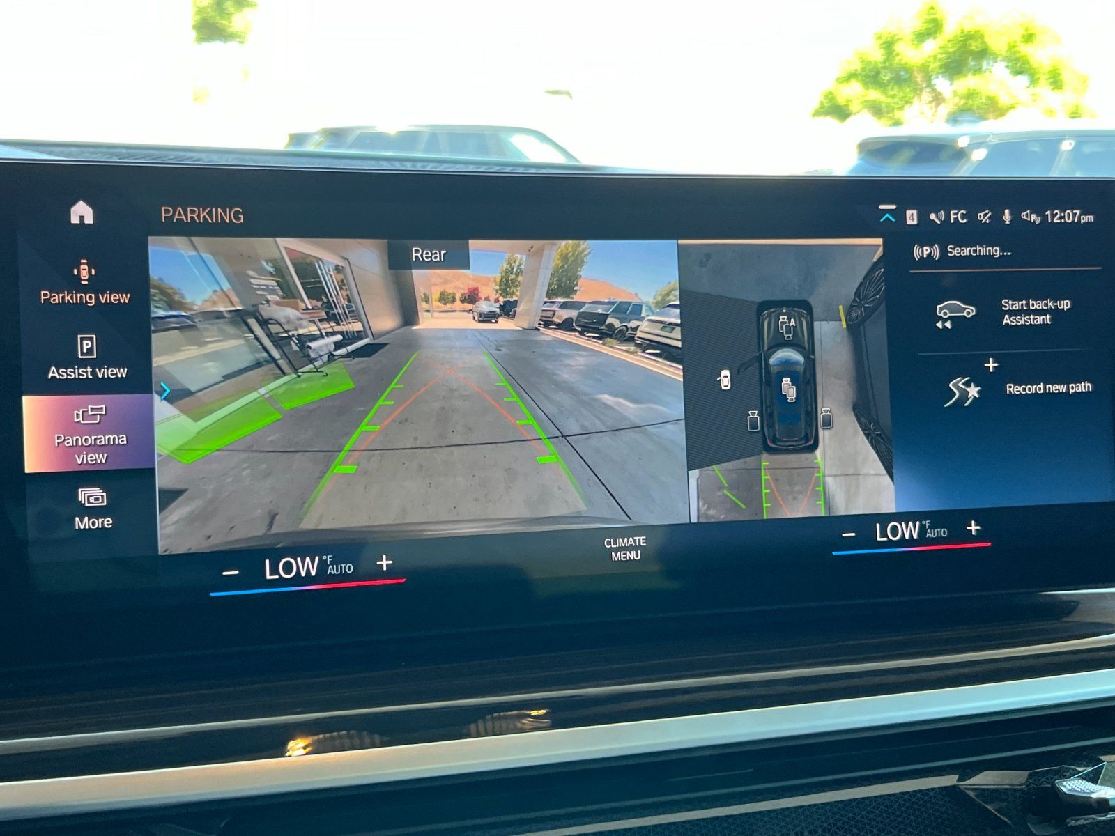 2023 BMW X7 xDrive40i — full photo 22 of 30