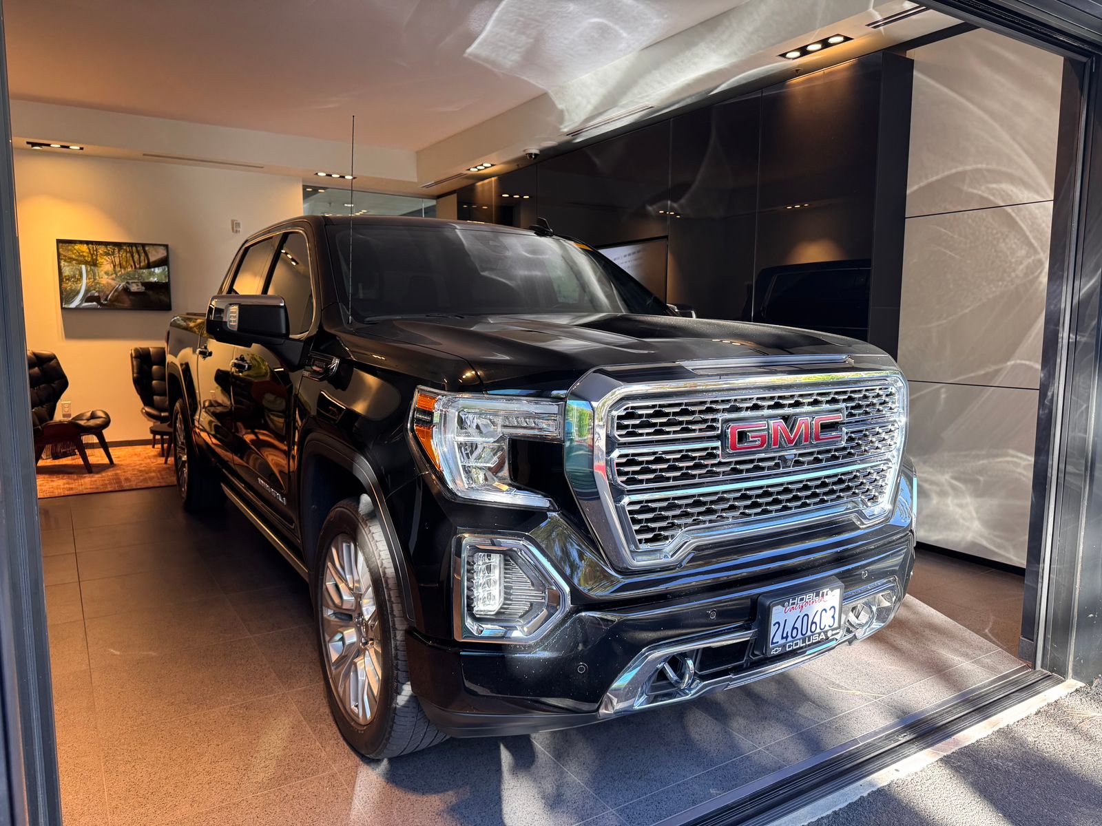 2021 GMC Sierra 1500 Denali — foto completa 3 de 10