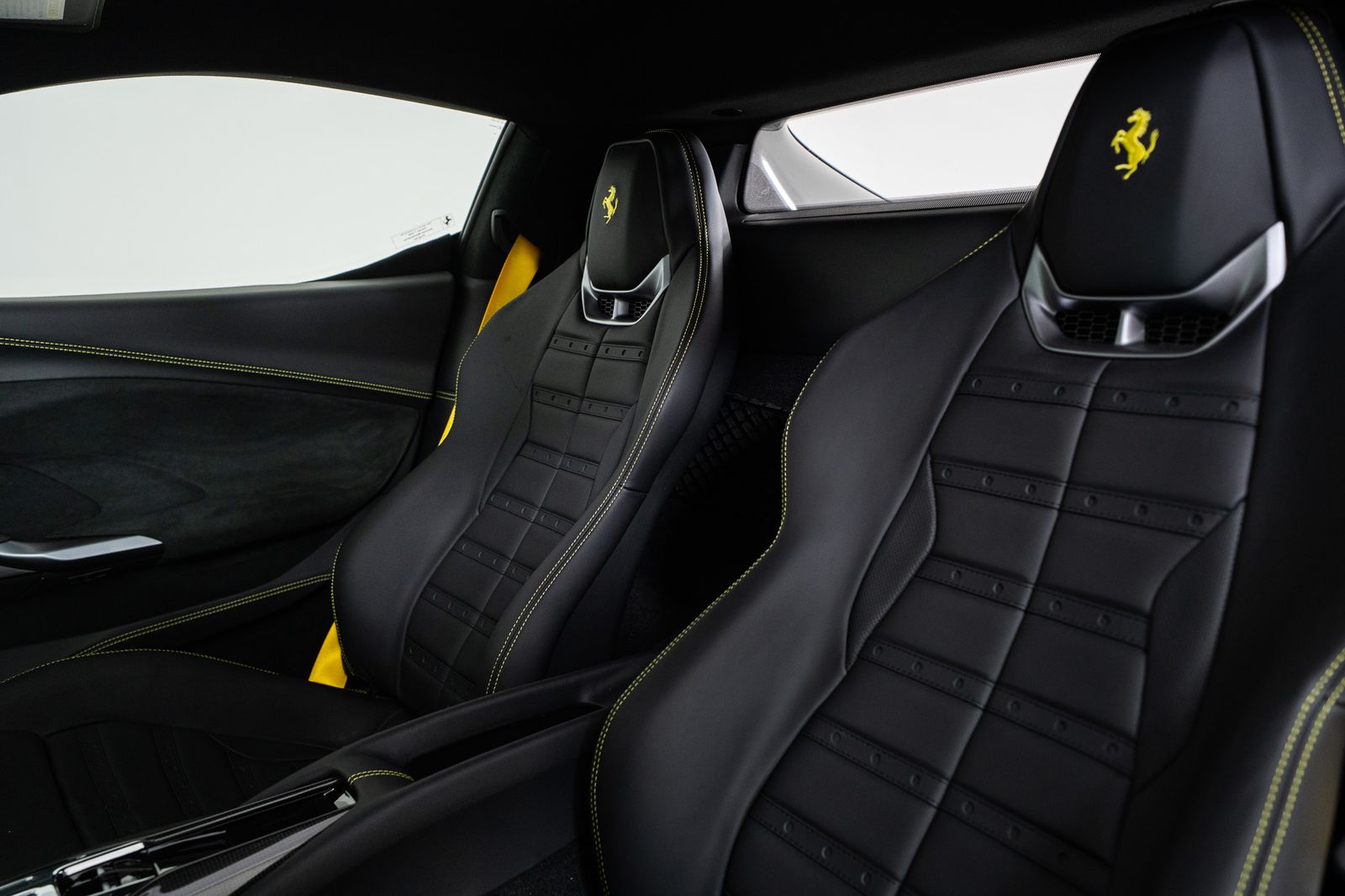 2024 Ferrari 296 GTB — full photo 18 of 41