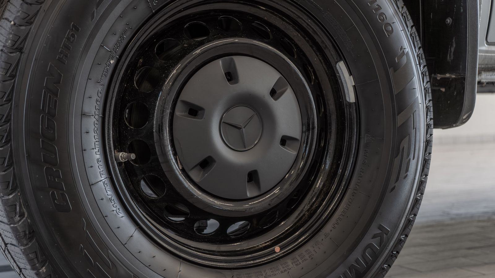 2025 Mercedes-Benz Sprinter 2500 Cargo 170 WB — foto completa 31 de 36