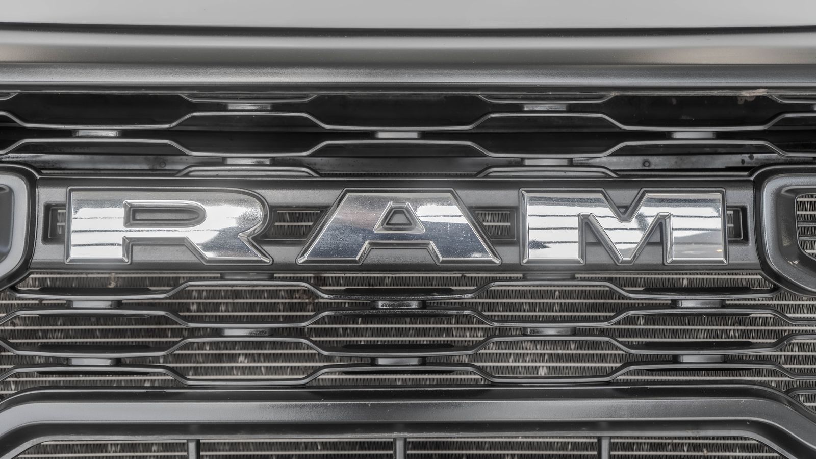 2025 Ram ProMaster 2500 High Roof — foto completa 5 de 34