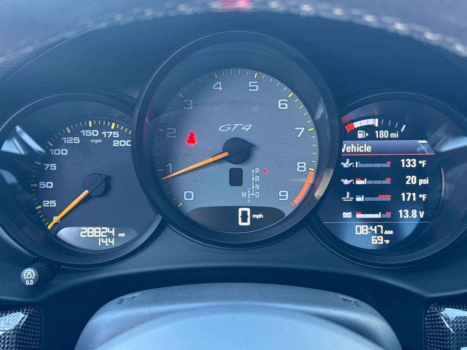 2021 Porsche 718 Cayman GT4 — full photo 21 of 26