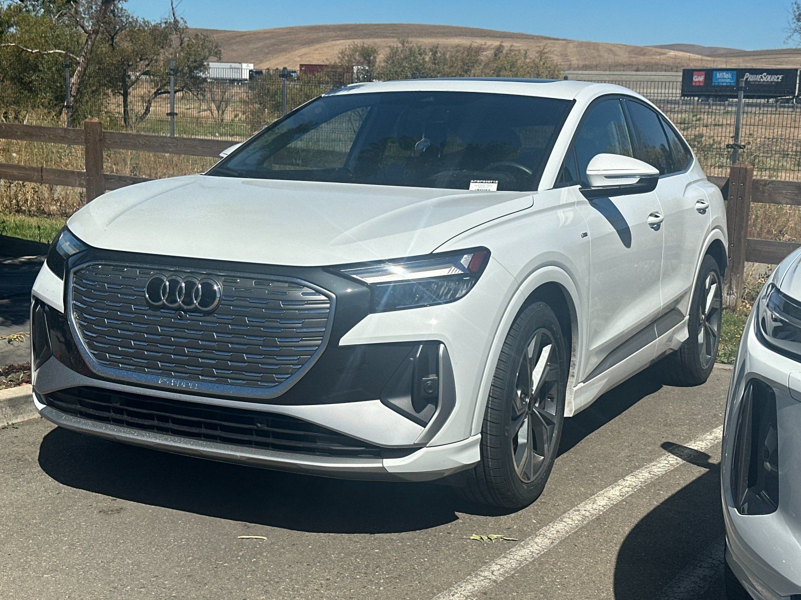 2025 Audi Q4 Sportback e-tron Premium — full photo 2 of 3