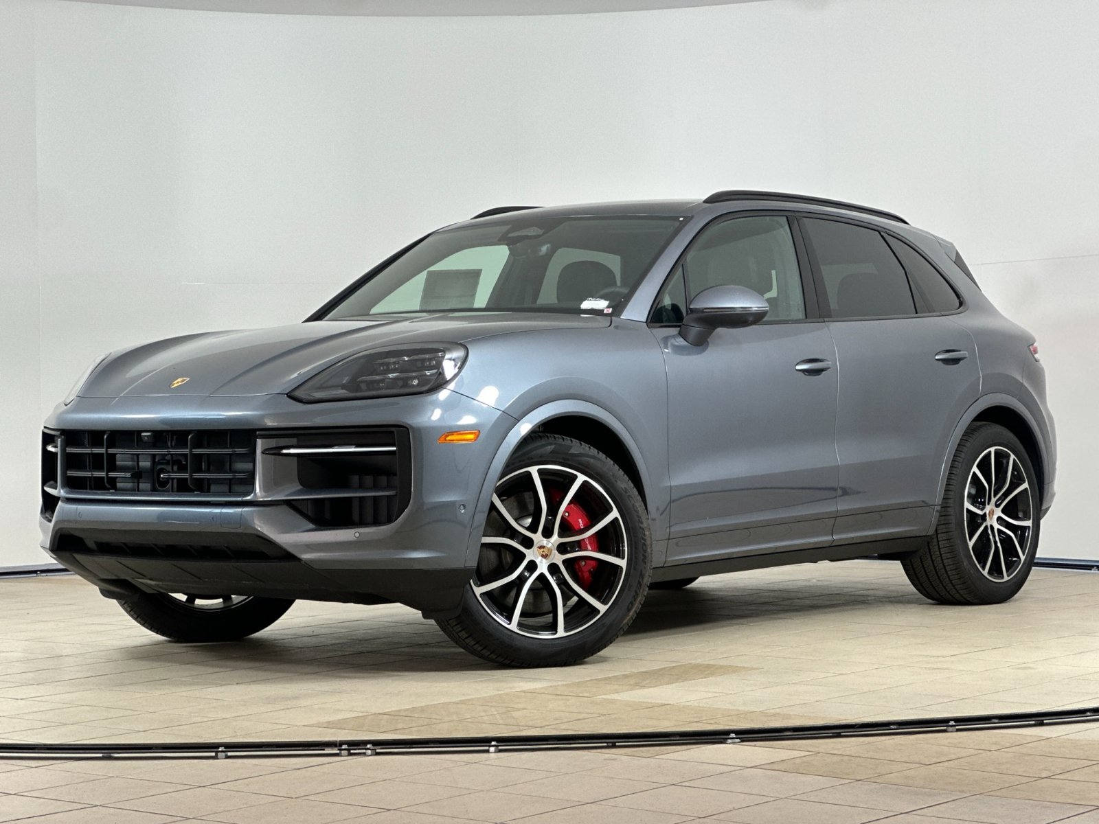 2026 Porsche Cayenne S — photo 1 of 29