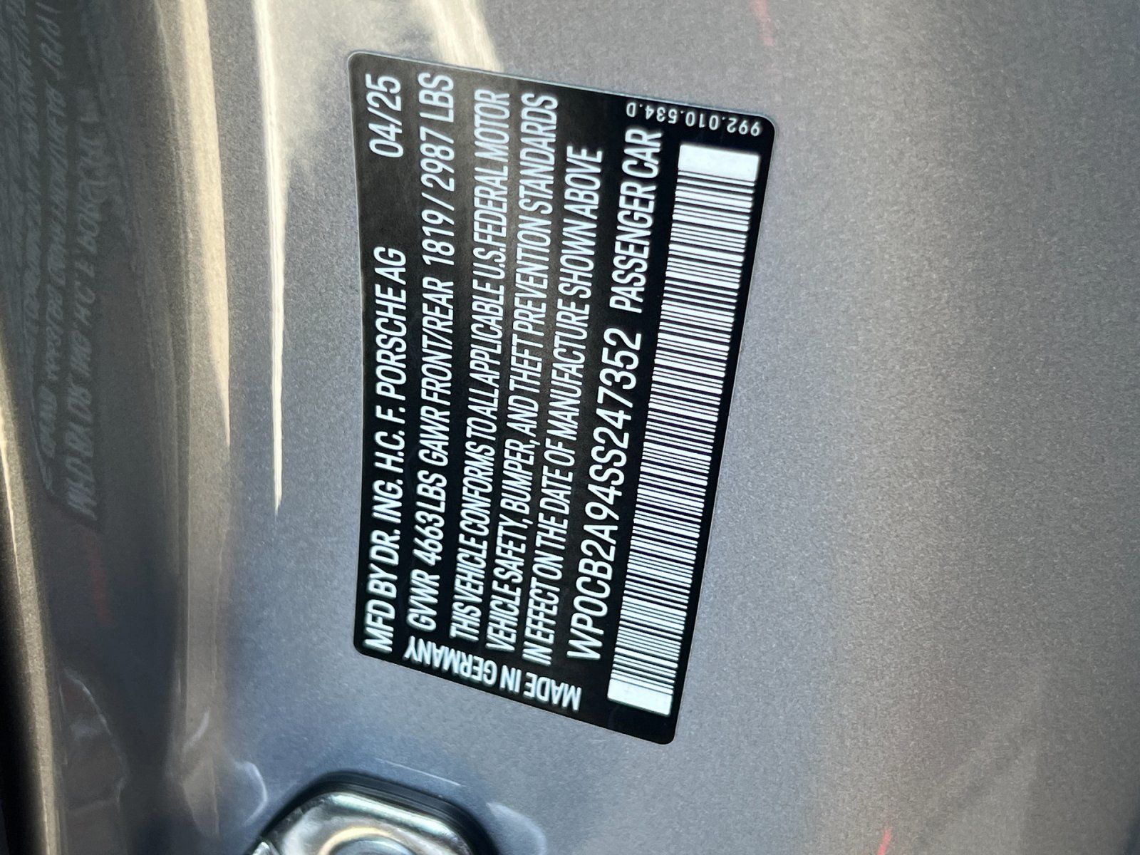 2025 Porsche 911 Carrera 4 GTS — foto completa 30 de 30