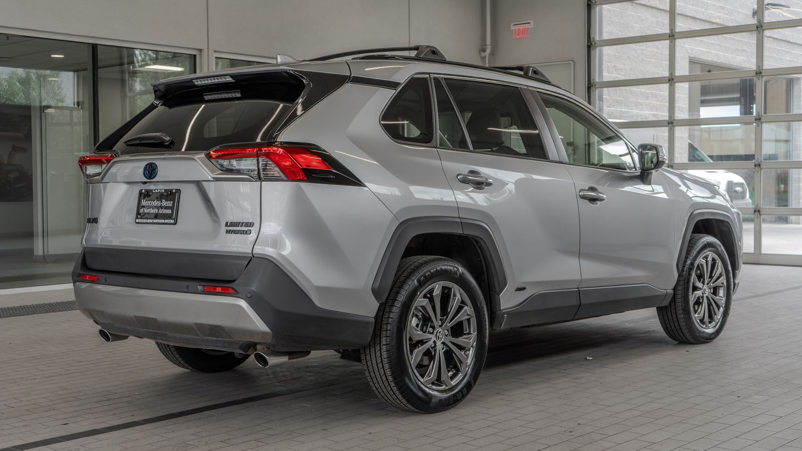 2024 Toyota RAV4 Hybrid Limited — foto completa 29 de 35