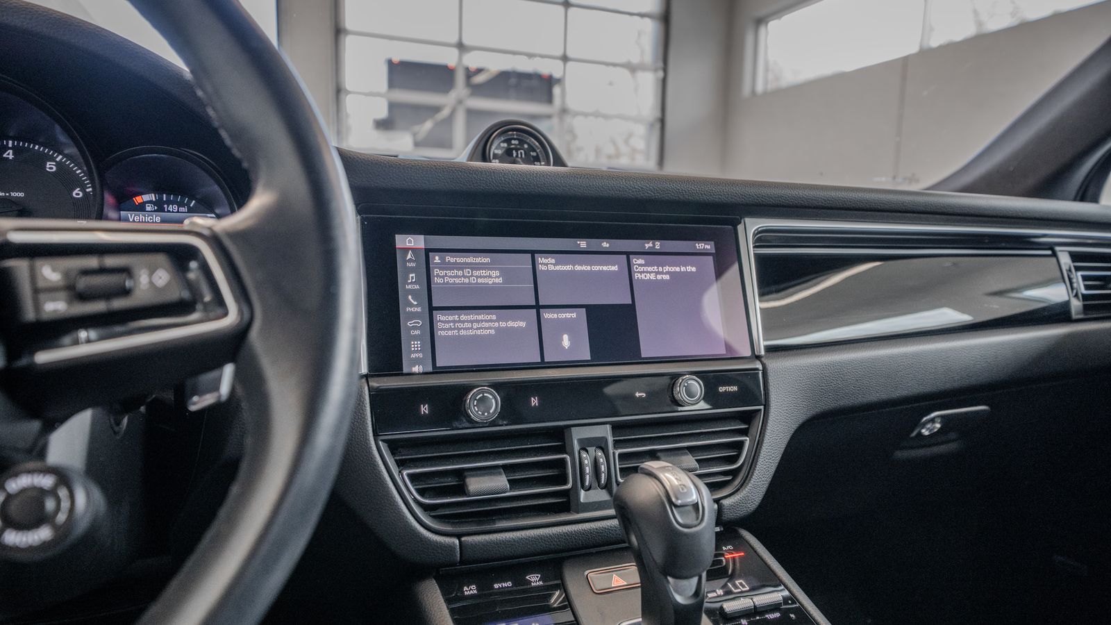 2023 Porsche Macan Base — foto completa 33 de 35