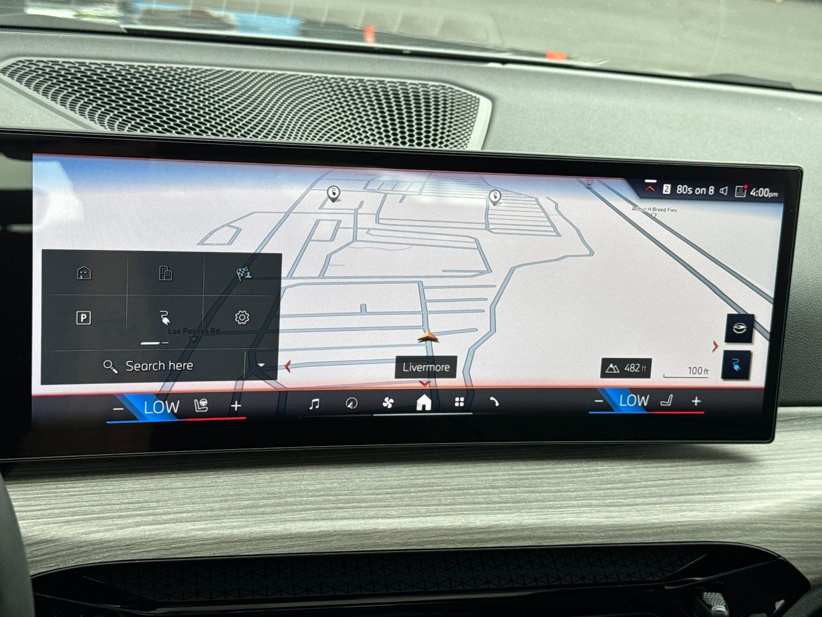 2025 BMW i4 eDrive40 — full photo 17 of 28