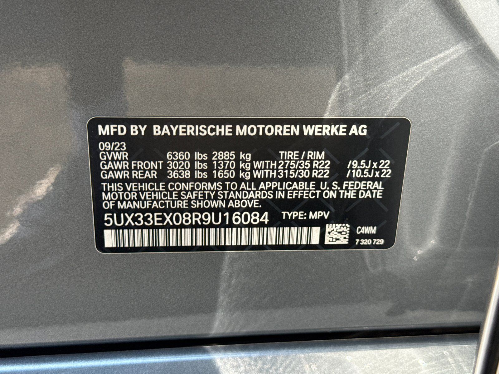 2024 BMW X6 xDrive40i — foto completa 28 de 28