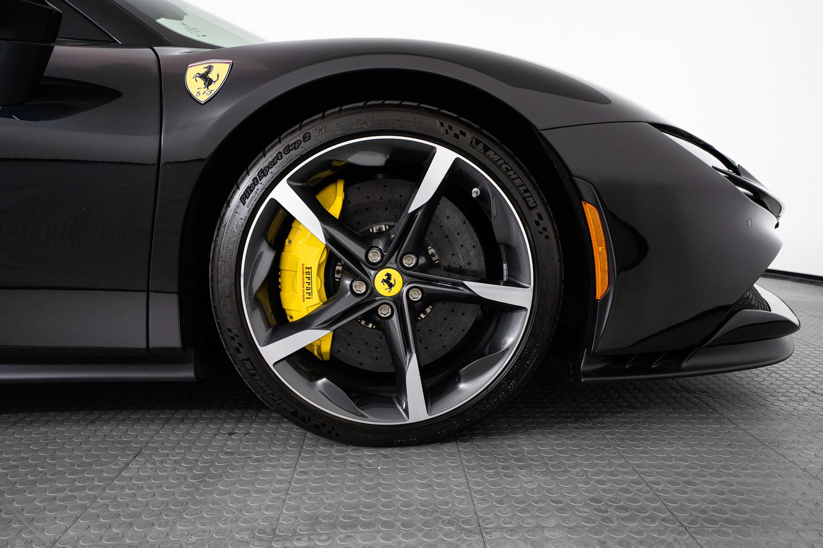 2023 Ferrari SF90 Spider — foto completa 26 de 53