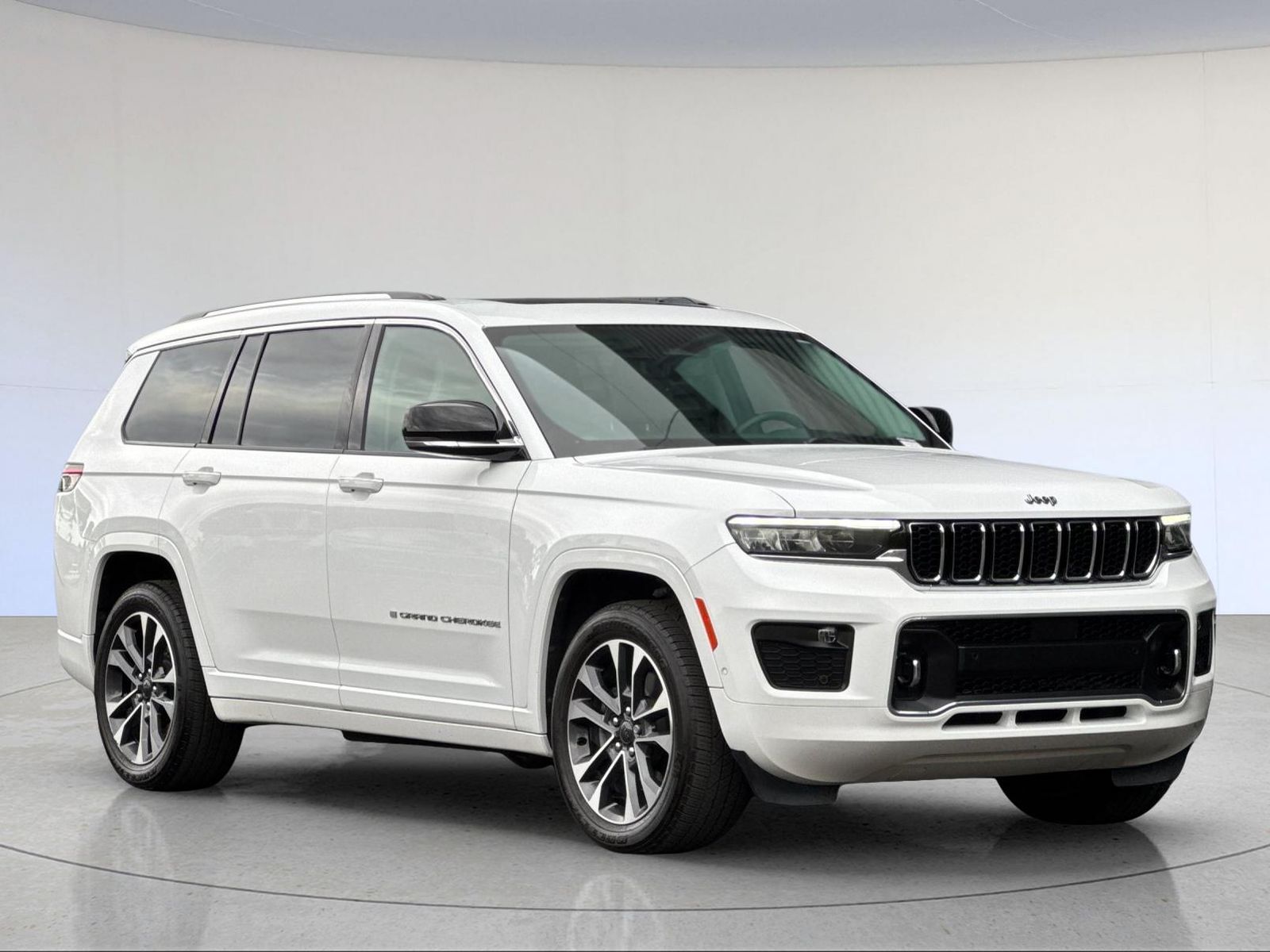 2021 Jeep Grand Cherokee L Overland — foto completa 11 de 31