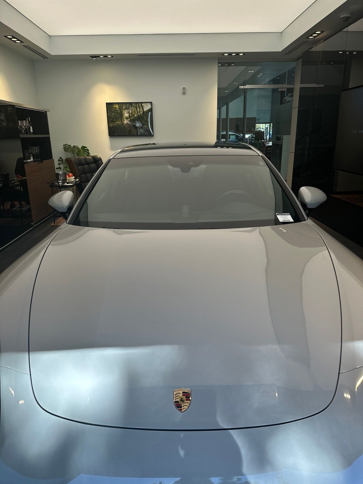 2020 Porsche Panamera Base — full photo 2 of 8